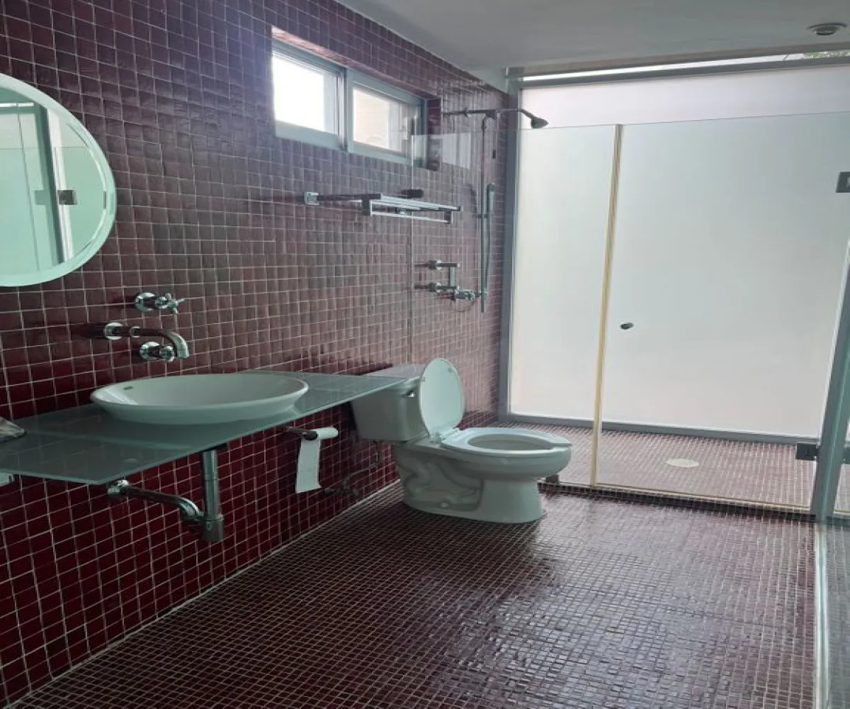 Casa En Venta,Americana,Calle Efraín González Luna 1970, Guadalajara, Jalisco 44160, 2 Habitaciones,3 Baños,Calle Efraín González Luna,1,pRqaB0M