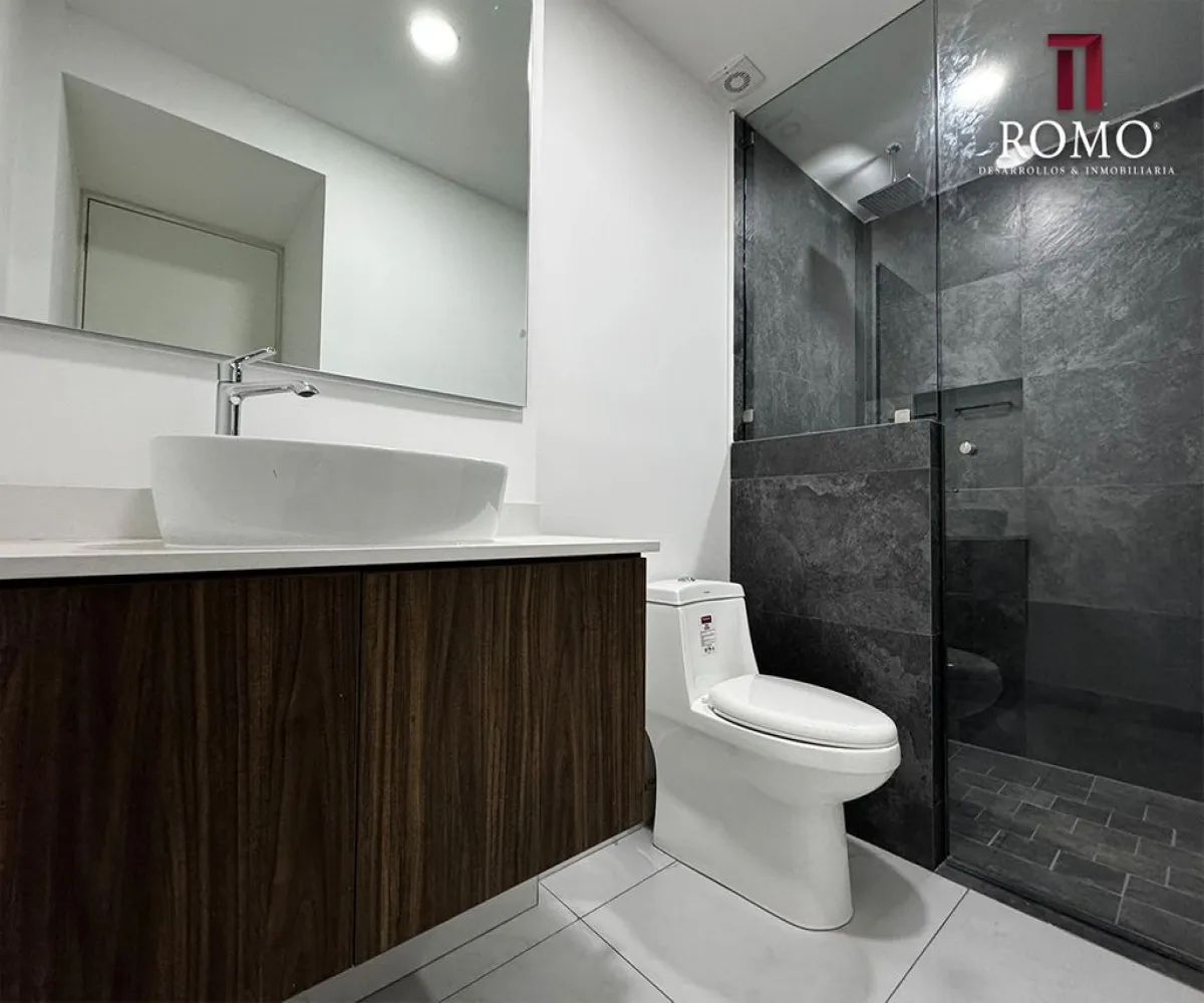 Departamento En Venta,Chapultepec Country,Calle Andrés Terán 1165, Guadalajara, Jalisco 44620, 2 Habitaciones,2 Baños,Calle Andrés Terán,1,puG1fVb