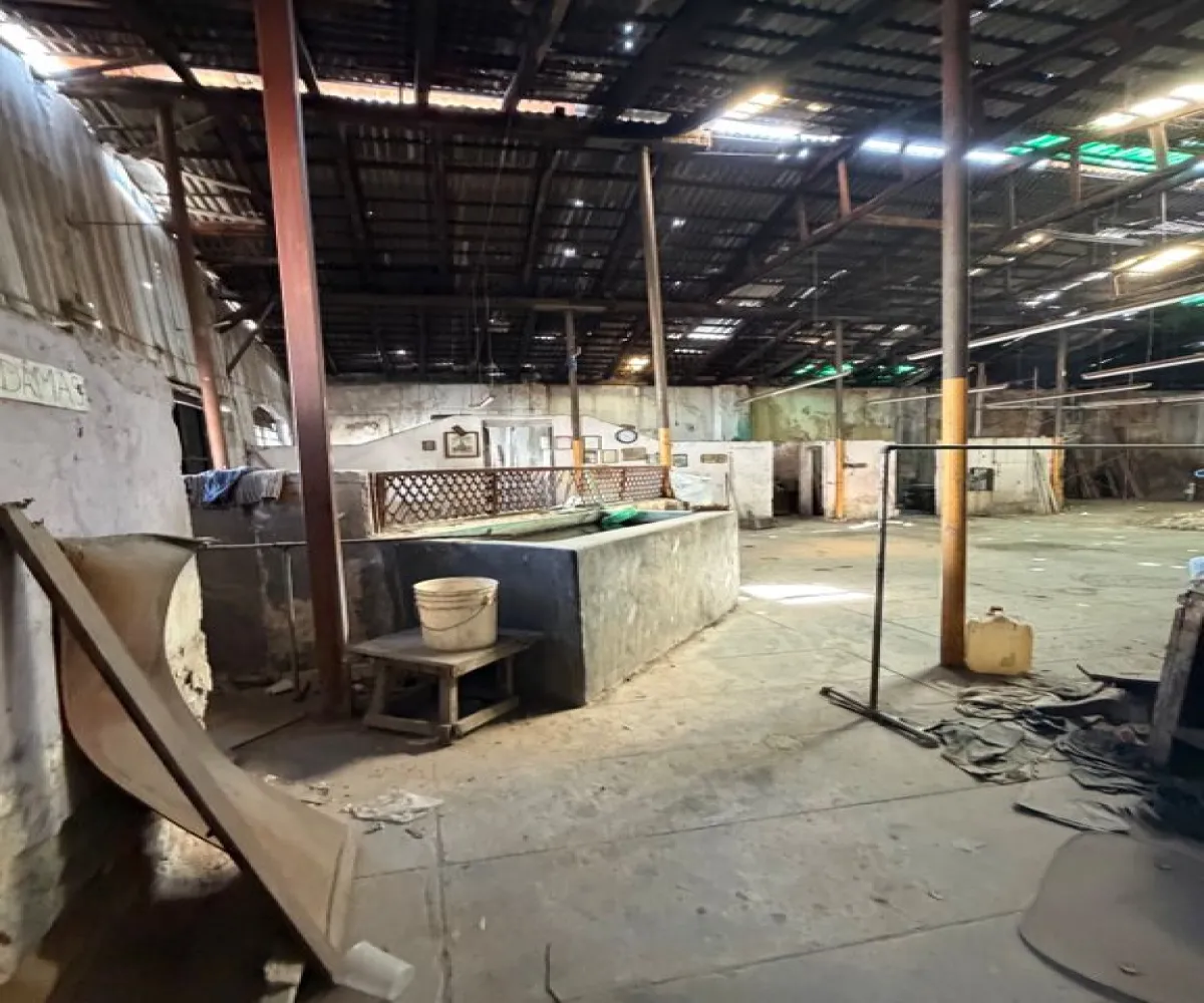 Bodega En Venta,El Retiro,Calle General Eulogio Parra 129, Guadalajara, Jalisco 44280,1 Baño,Calle General Eulogio Parra,1,pDnvI2o