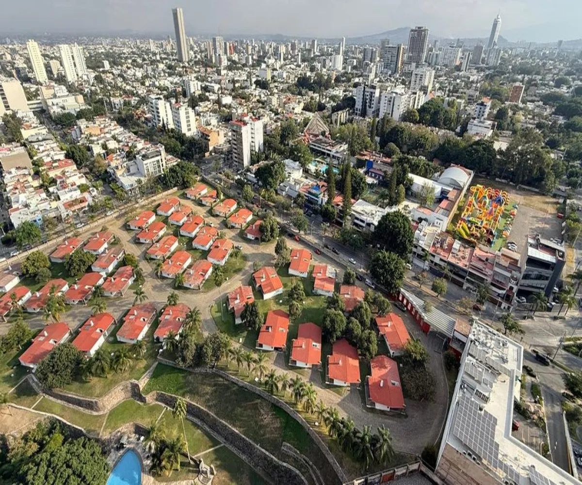 Departamento En Venta,Monraz,Av. Aztecas 870, Guadalajara, Jalisco 44670, 1 Cuarto,1 Baño,Av. Aztecas,1,pjOMqcW