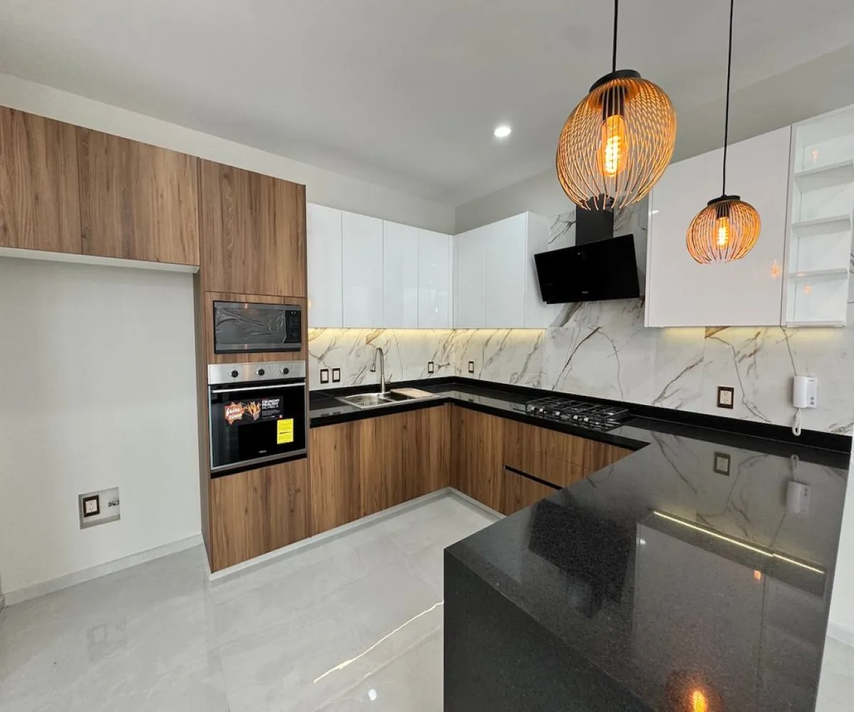 Casa En Venta,Valle Imperial,Formosa Valle Imperial, Zapopan, Jalisco 630 83, Zapopan, Jalisco 45134, 5 Habitaciones,4 Baños,Formosa Valle Imperial, Zapopan, Jalisco,3,pWShryd