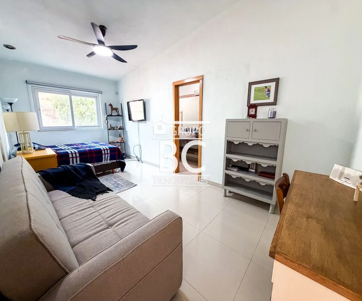 Casa En Venta,San Juan Cosala,Paseo Piedra Grande 322 a, Jocotepec, Jalisco 45820, 3 Habitaciones,3 Baños,Paseo Piedra Grande,1,ptaC38g