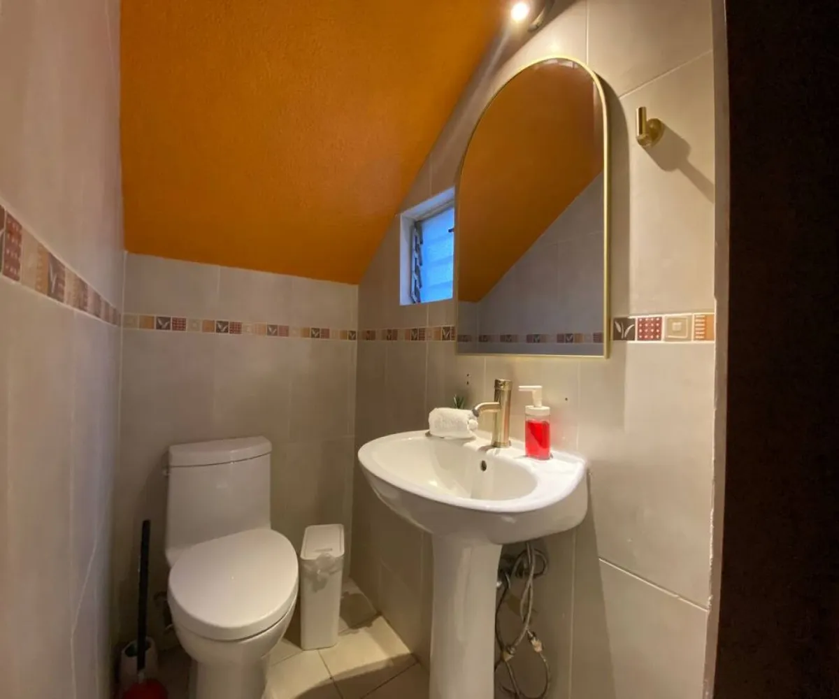 Casa En Renta,Providencia,Avenida Terranova 1091 3, Guadalajara, Jalisco 44647, 3 Habitaciones,2 Baños,Avenida Terranova,1,pMarycE