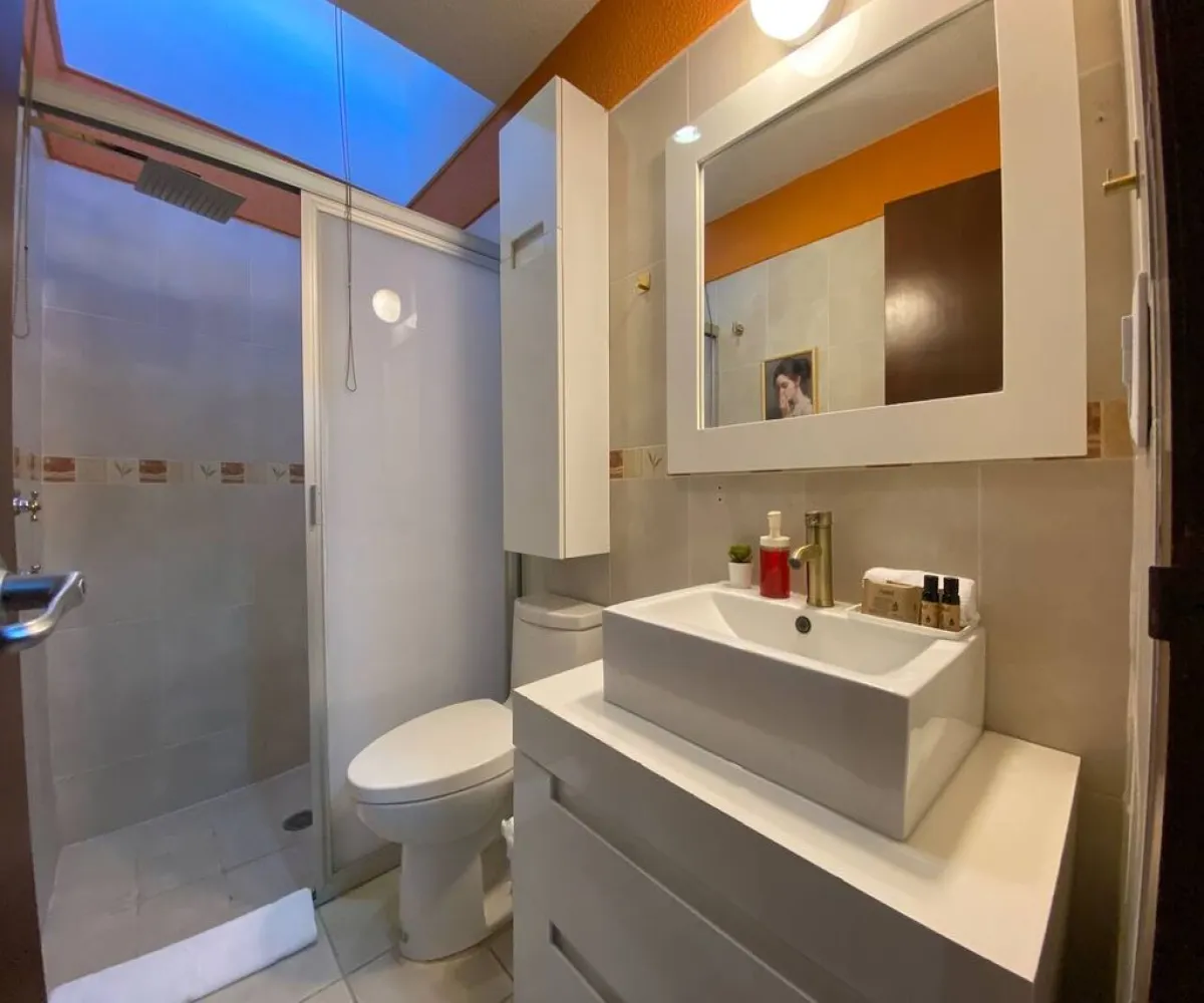 Casa En Renta,Providencia,Avenida Terranova 1091 3, Guadalajara, Jalisco 44647, 3 Habitaciones,2 Baños,Avenida Terranova,1,pMarycE