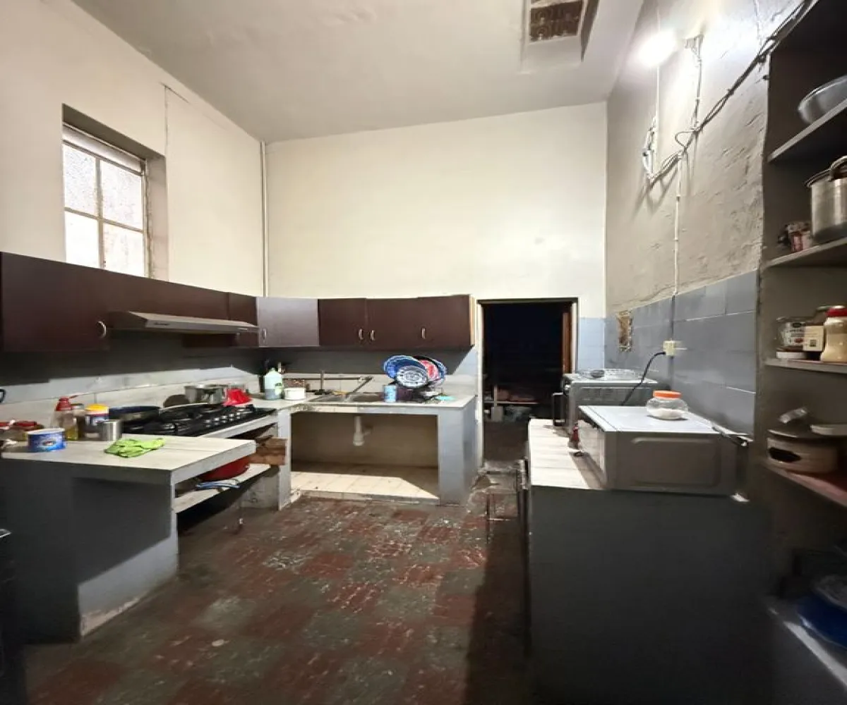Casa En Venta,Zona Centro,Joaquin Angulo 586, Guadalajara, Jalisco 44100, 9 Habitaciones,3 Baños,Joaquin Angulo,2,pqJhopW