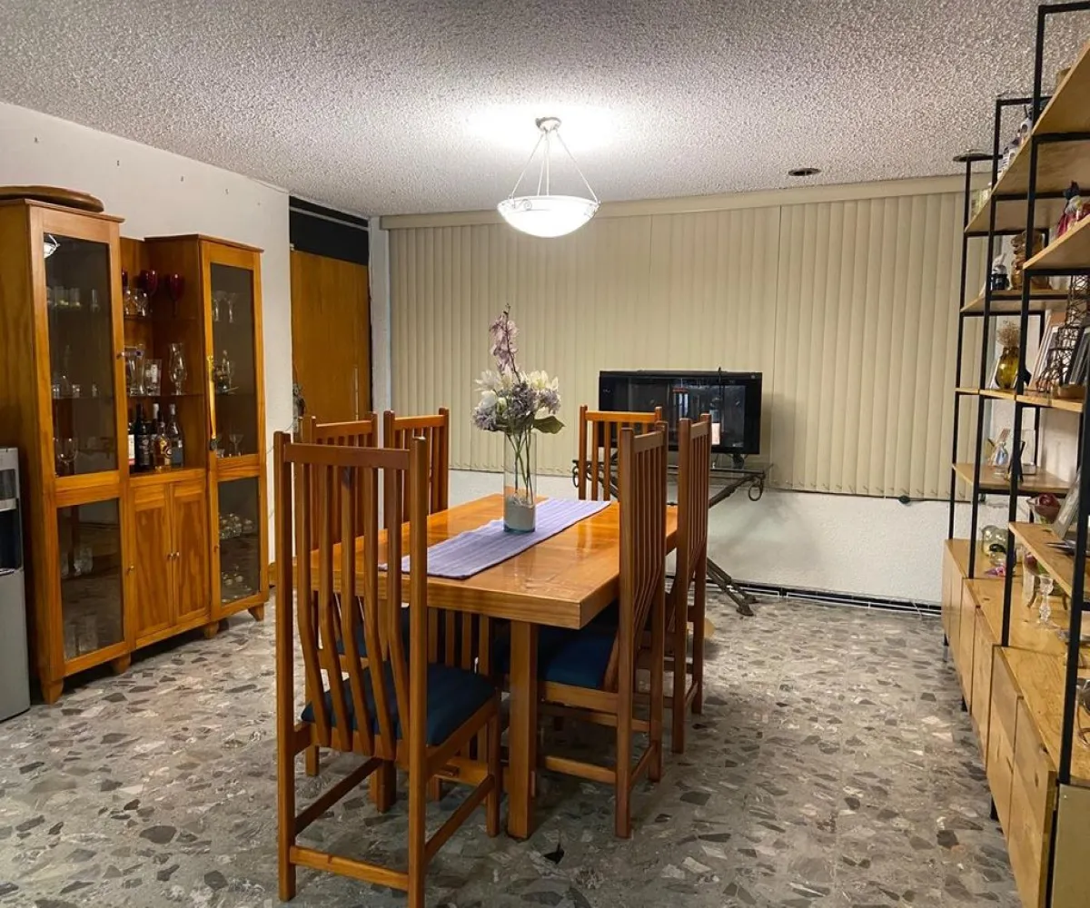 Casa En Venta,Ayuntamiento,Calle Heroico Colegio Militar 960, Guadalajara, Jalisco 44620, 3 Habitaciones,2 Baños,Calle Heroico Colegio Militar,1,pDGf6W9