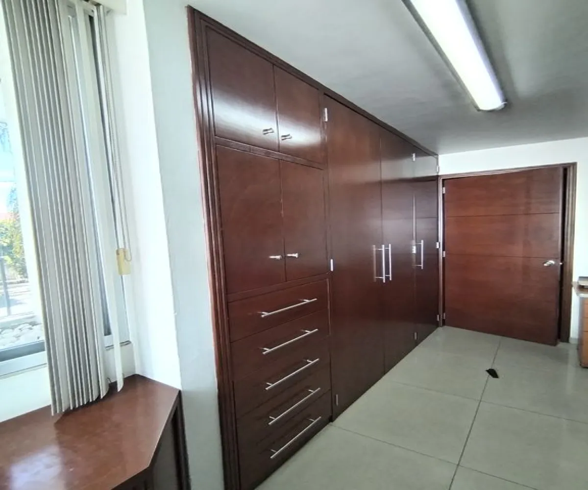 Casa En Venta,Lomas Altas,Paseo de Las Brisas 4035, Zapopan, Jalisco 45128, 3 Habitaciones,2 Baños,Paseo de Las Brisas,2,p2jTwjW