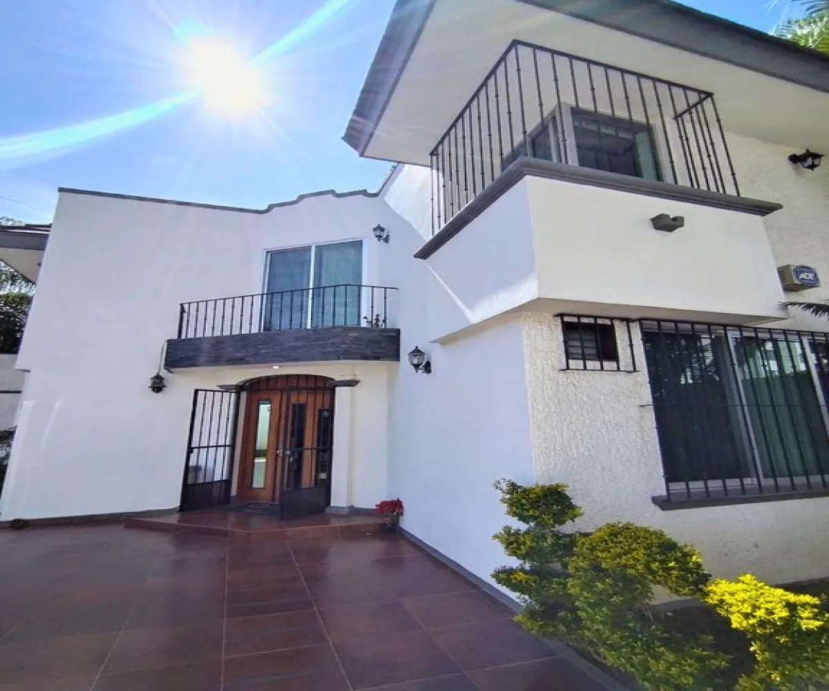 Casa En Venta,Lomas Altas,Paseo de Las Brisas 4035, Zapopan, Jalisco 45128, 3 Habitaciones,2 Baños,Paseo de Las Brisas,2,p2jTwjW