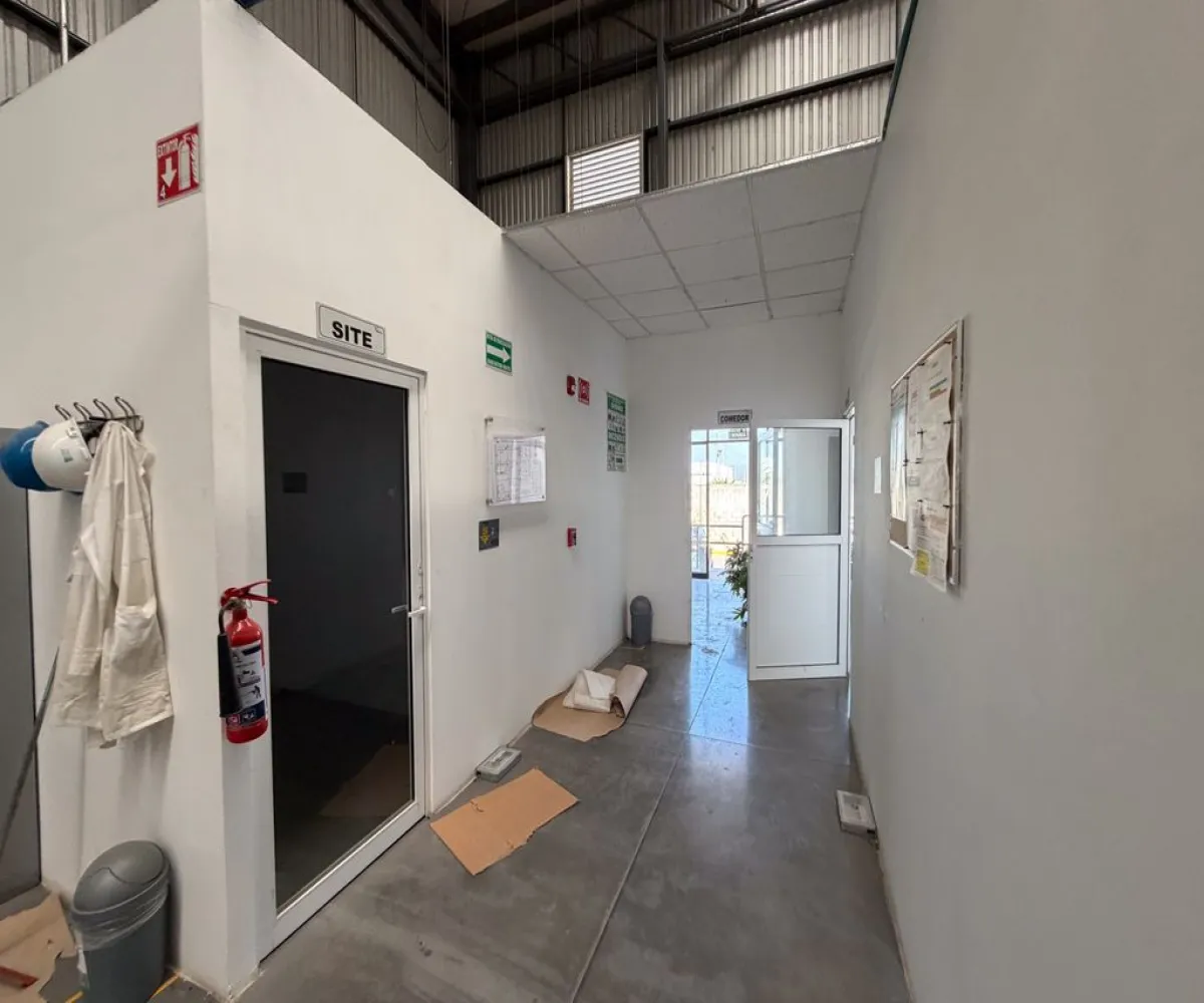 Bodega En Venta,Centro Logistico Jalisco,Gran Bretaña 205, Acatlán de Juarez, JALISCO 45713,1 Baño,Gran Bretaña,1,pzu7eUc