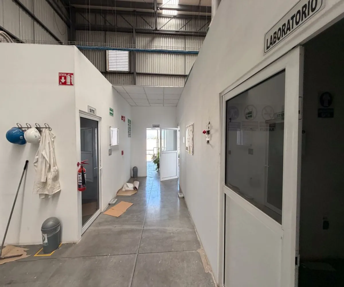 Bodega En Venta,Centro Logistico Jalisco,Gran Bretaña 205, Acatlán de Juarez, JALISCO 45713,1 Baño,Gran Bretaña,1,pzu7eUc