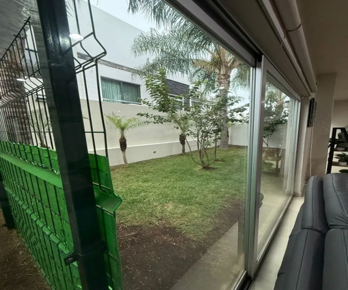 Casa En Venta,Valle Imperial,jardines del palacio real 1964, Zapopan, Jalisco 45134, 4 Habitaciones,4 Baños,jardines del palacio real,3,p4EfuPW