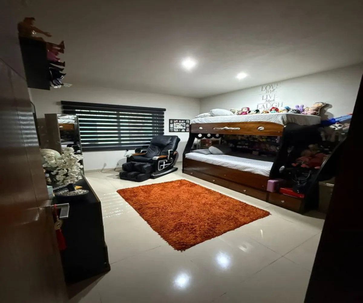 Casa En Venta,Valle Imperial,jardines del palacio real 1964, Zapopan, Jalisco 45134, 4 Habitaciones,4 Baños,jardines del palacio real,3,p4EfuPW