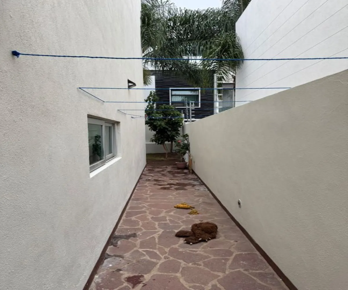 Casa En Venta,Valle Imperial,jardines del palacio real 1964, Zapopan, Jalisco 45134, 4 Habitaciones,4 Baños,jardines del palacio real,3,p4EfuPW