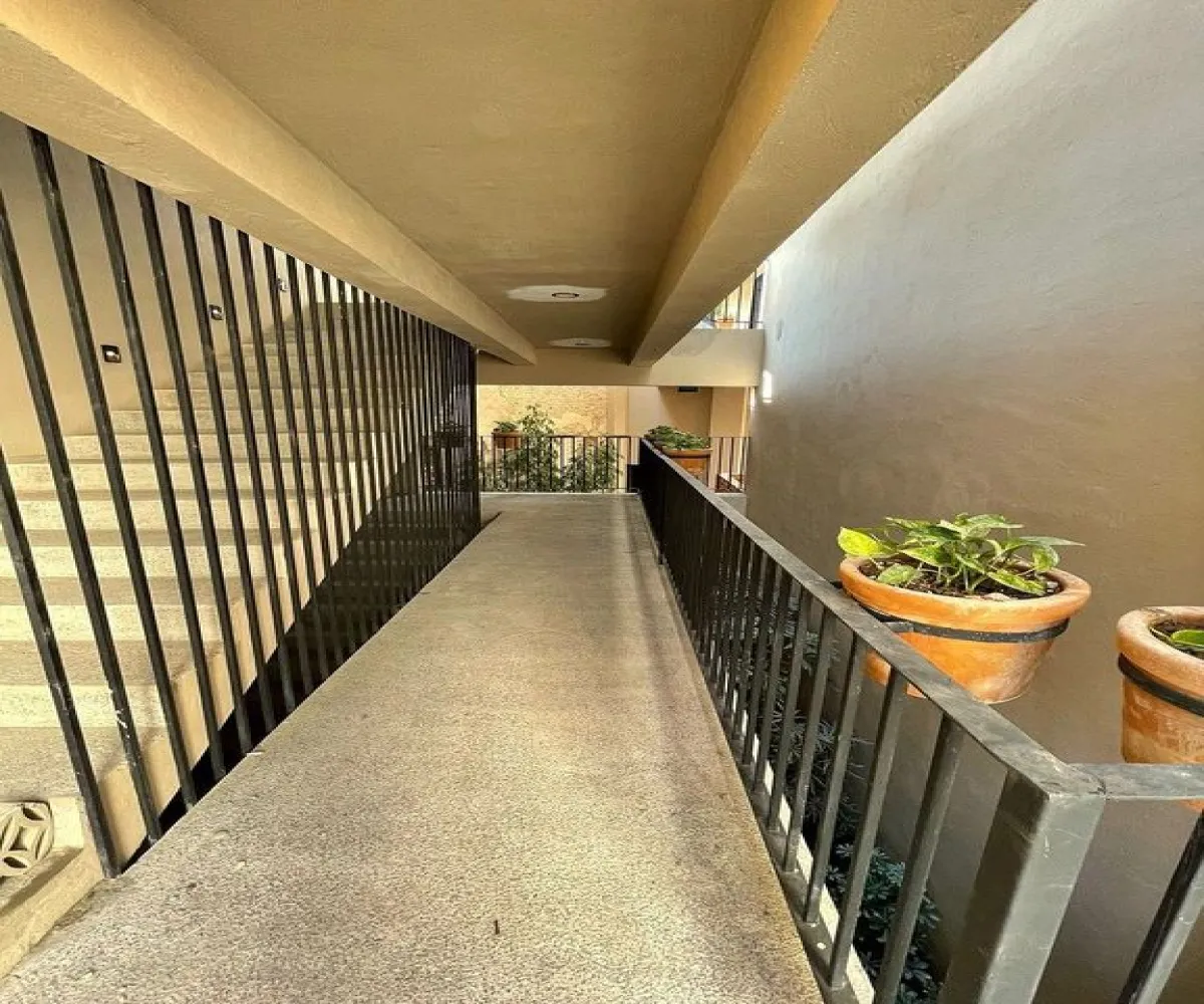 Departamento En Venta,Moderna,Calle Escorza 798, Guadalajara, Jalisco 44190, 1 Cuarto,1 Baño,Calle Escorza,1,pFZGtyx