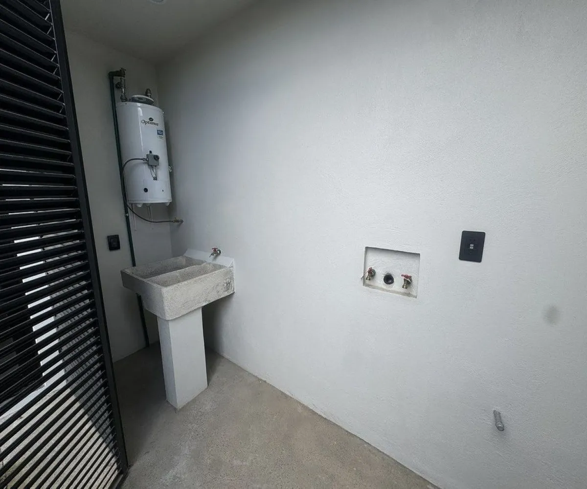 Casa En Renta,Real de Valdepeñas,Paseo de las Misiones 1585, Zapopan, Jalisco 45134, 3 Habitaciones,3 Baños,Paseo de las Misiones,3,p4CNxFm