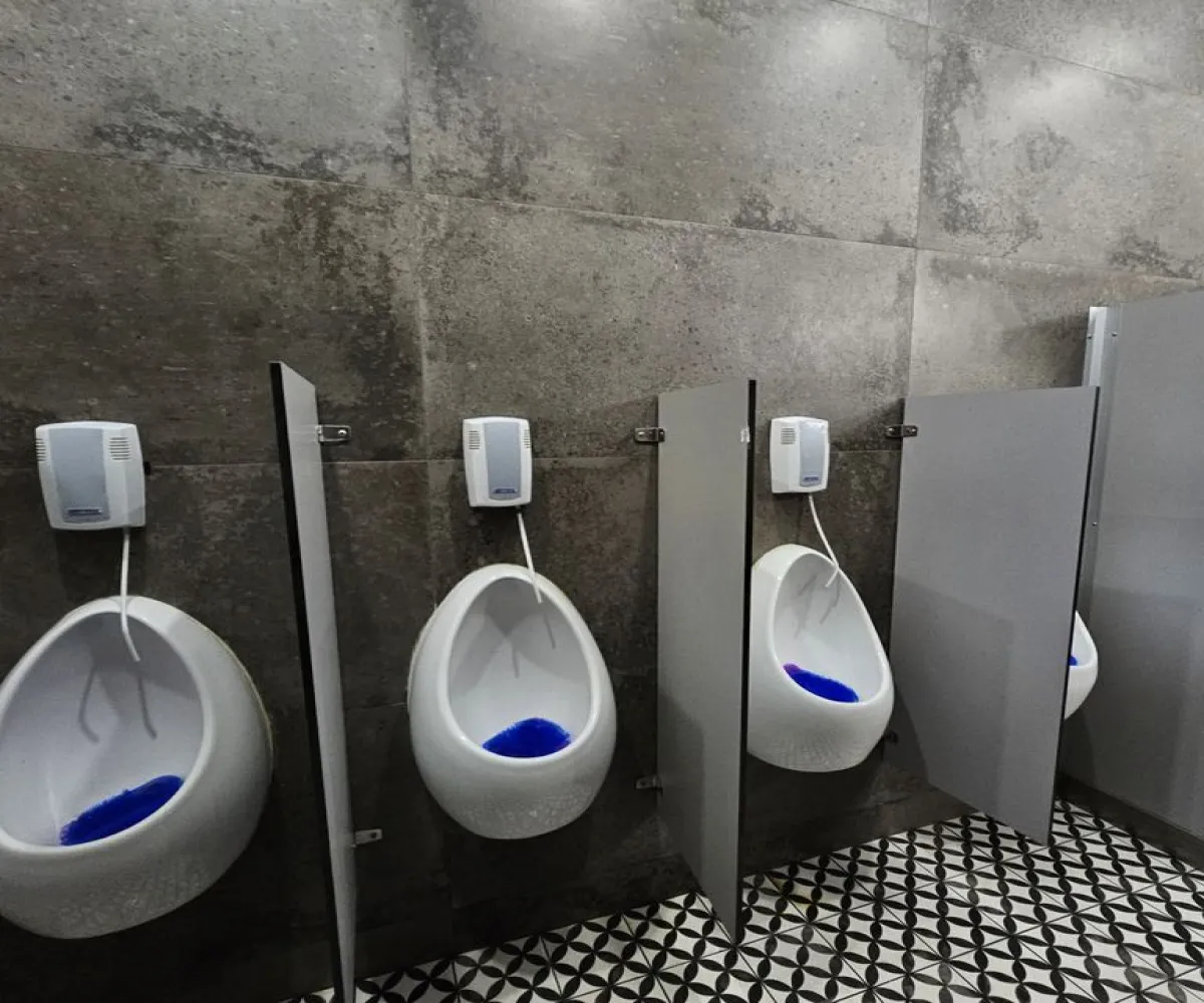 Local En Renta,Fracc Valle Real,Avenida Santa Margarita 4099 C16 y C17, Zapopan, Jalisco 45019,5 Baños,Avenida Santa Margarita,1,pdzzVJK