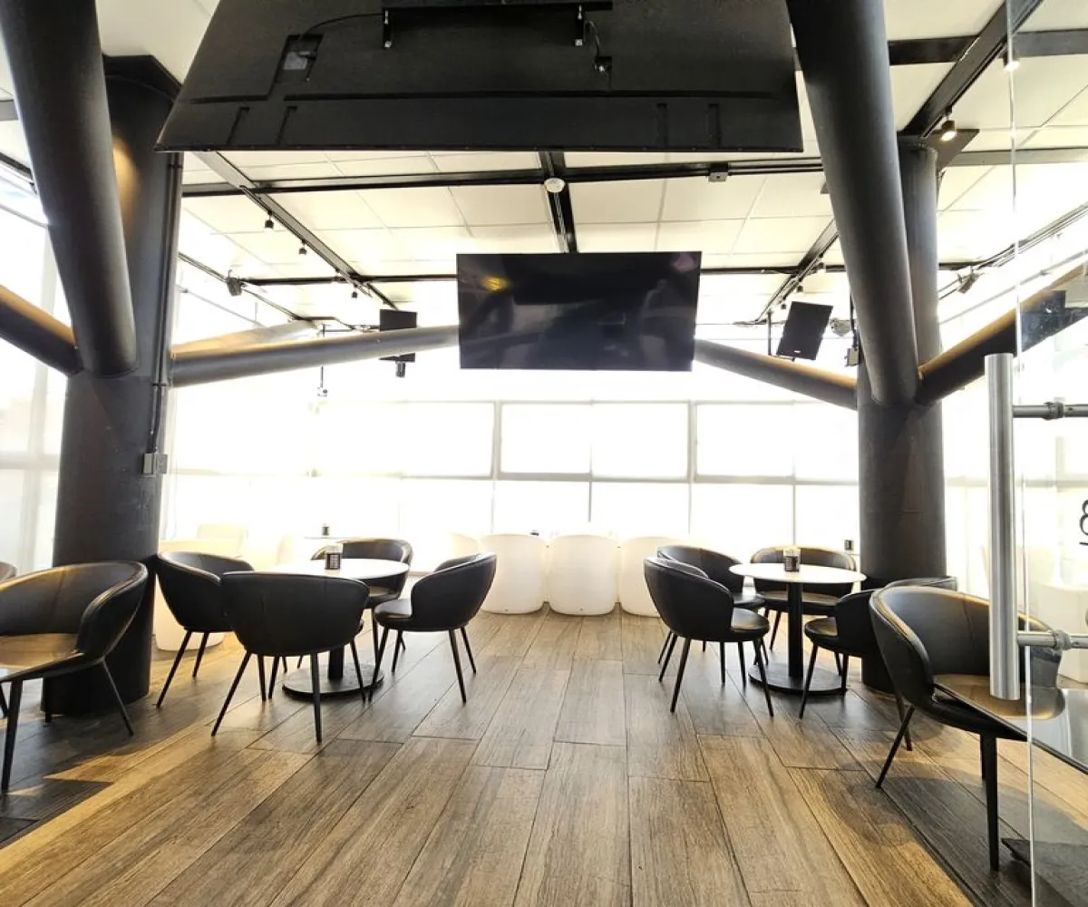 Local En Renta,Fracc Valle Real,Avenida Santa Margarita 4099 C16 y C17, Zapopan, Jalisco 45019,5 Baños,Avenida Santa Margarita,1,pdzzVJK