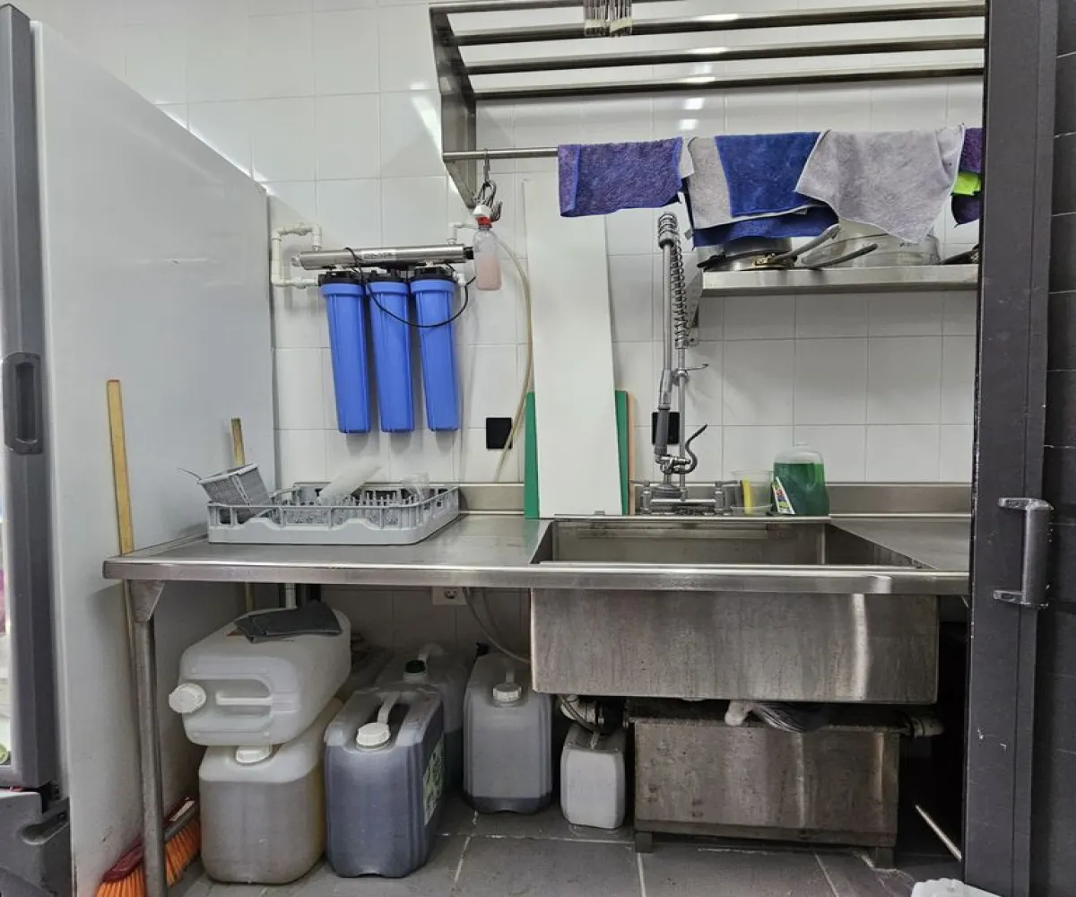 Local En Renta,Fracc Valle Real,Avenida Santa Margarita 4099 C16 y C17, Zapopan, Jalisco 45019,5 Baños,Avenida Santa Margarita,1,pdzzVJK