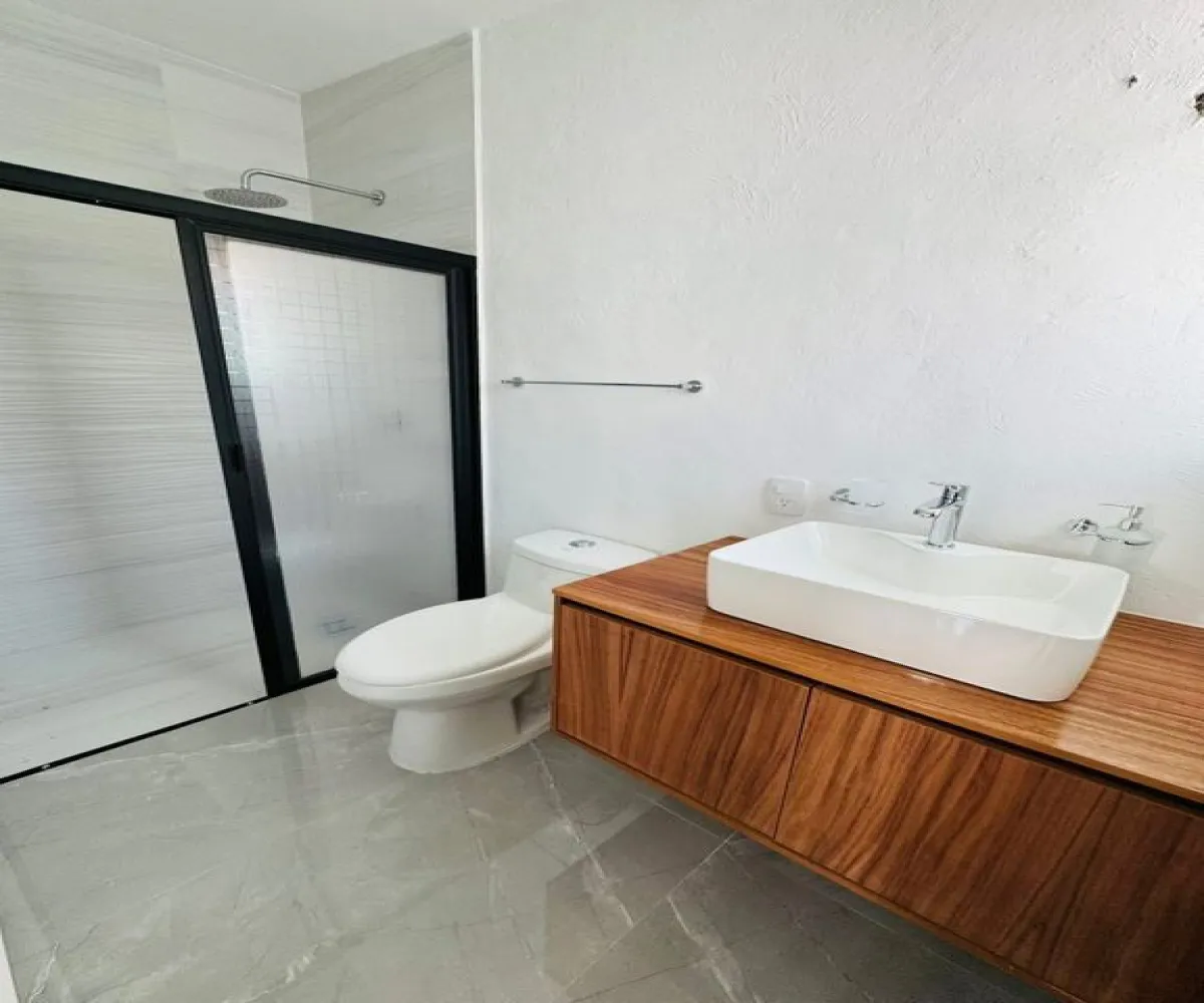 Casa En Renta,Ciudad De Los Niños,Avenida Guadalupe 4249, Zapopan, Jalisco 45040, 5 Habitaciones,4 Baños,Avenida Guadalupe,2,ptKUUHU