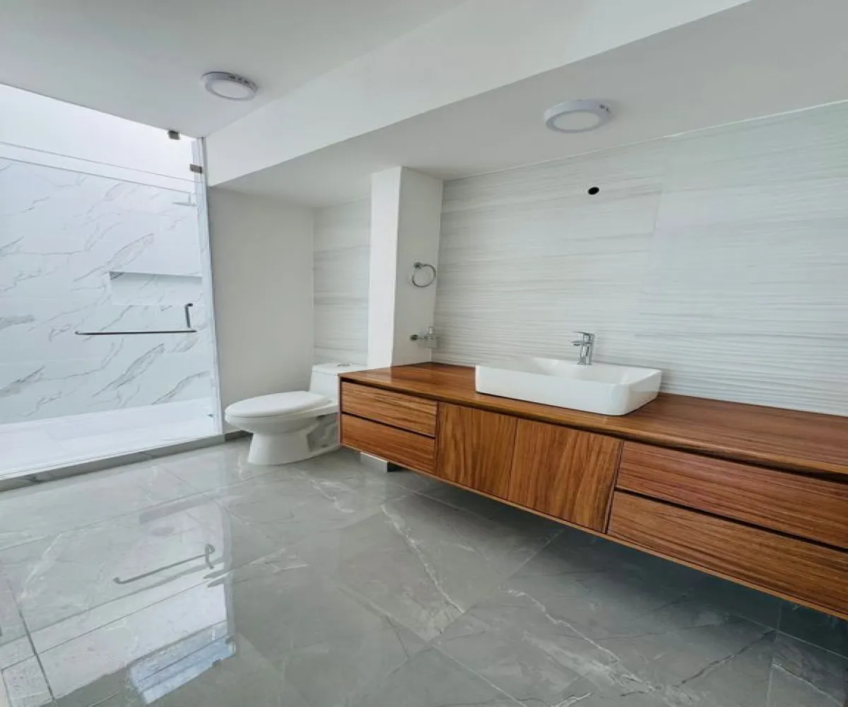 Casa En Renta,Ciudad De Los Niños,Avenida Guadalupe 4249, Zapopan, Jalisco 45040, 5 Habitaciones,4 Baños,Avenida Guadalupe,2,ptKUUHU