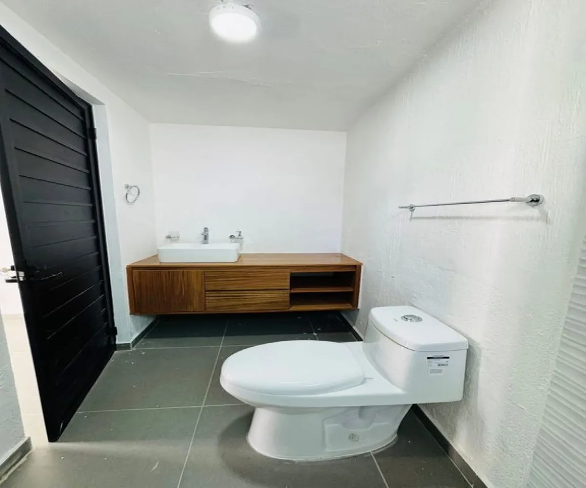 Casa En Renta,Ciudad De Los Niños,Avenida Guadalupe 4249, Zapopan, Jalisco 45040, 5 Habitaciones,4 Baños,Avenida Guadalupe,2,ptKUUHU