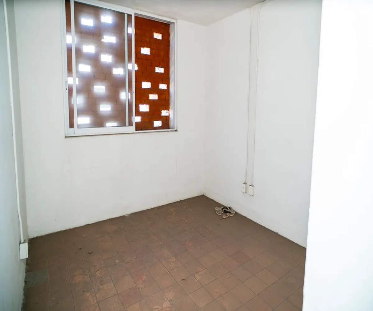 Local En Venta,Centro,Calle Santa Mónica 179, Guadalajara, Jalisco 44100,3 Baños,Calle Santa Mónica,3,p6g9ewE