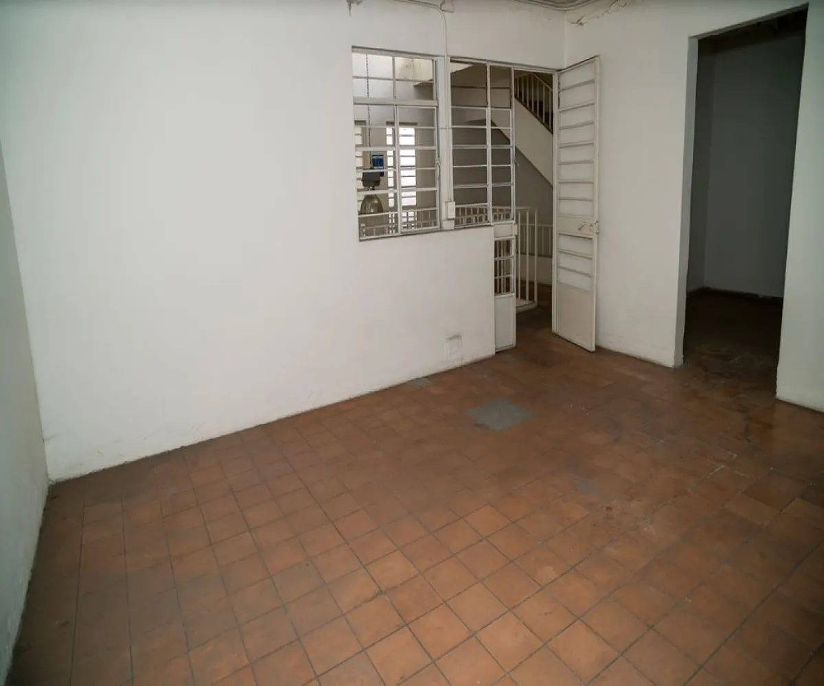Local En Venta,Centro,Calle Santa Mónica 179, Guadalajara, Jalisco 44100,3 Baños,Calle Santa Mónica,3,p6g9ewE