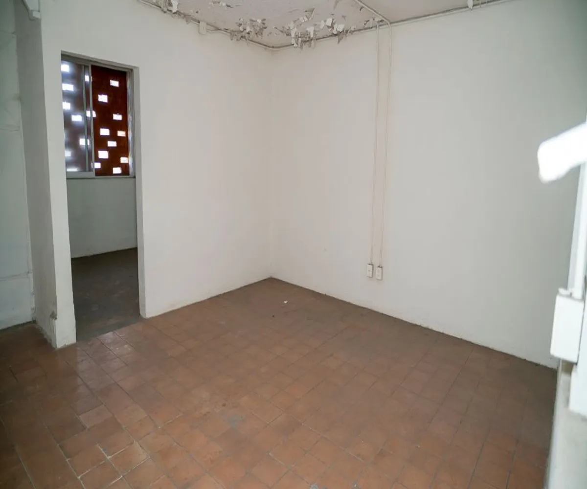 Local En Venta,Centro,Calle Santa Mónica 179, Guadalajara, Jalisco 44100,3 Baños,Calle Santa Mónica,3,p6g9ewE