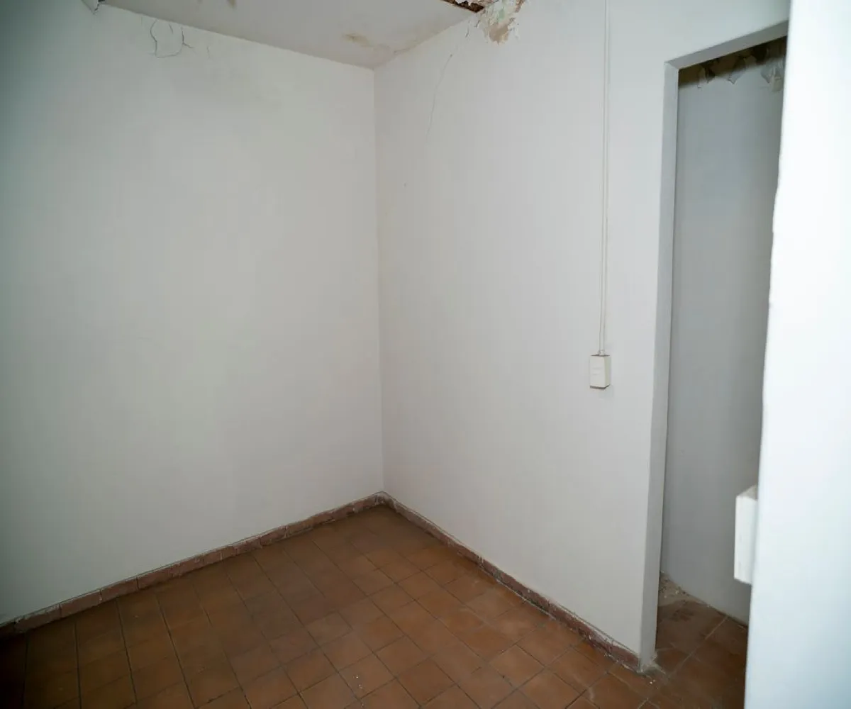 Local En Venta,Centro,Calle Santa Mónica 179, Guadalajara, Jalisco 44100,3 Baños,Calle Santa Mónica,3,p6g9ewE