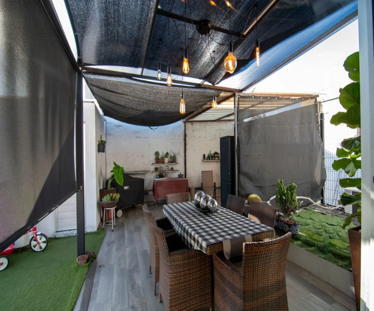 Casa En Venta,La Perla,Clemente Aguirre 61, Guadalajara, Jalisco 44360, 4 Habitaciones,2 Baños,Clemente Aguirre,1,pSUNbrV