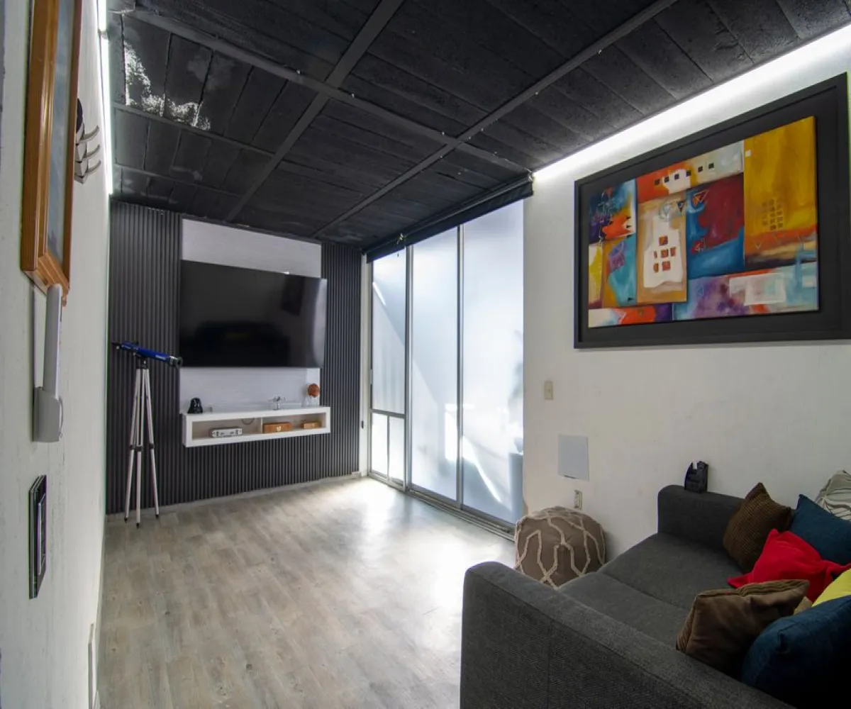 Casa En Venta,La Perla,Clemente Aguirre 61, Guadalajara, Jalisco 44360, 4 Habitaciones,2 Baños,Clemente Aguirre,1,pSUNbrV