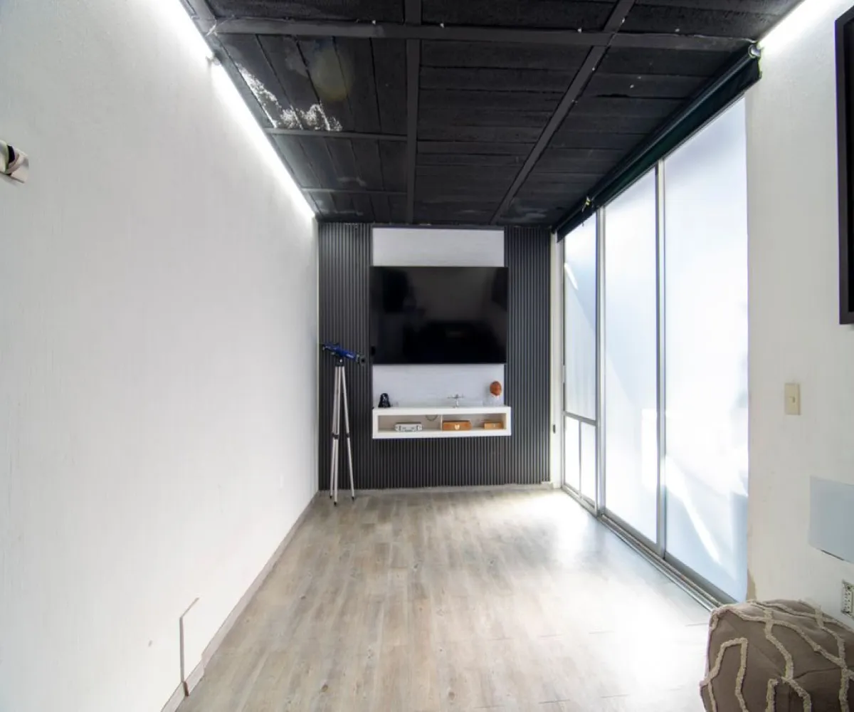 Casa En Venta,La Perla,Clemente Aguirre 61, Guadalajara, Jalisco 44360, 4 Habitaciones,2 Baños,Clemente Aguirre,1,pSUNbrV