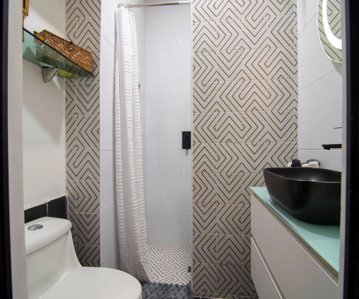 Casa En Venta,La Perla,Clemente Aguirre 61, Guadalajara, Jalisco 44360, 4 Habitaciones,2 Baños,Clemente Aguirre,1,pSUNbrV