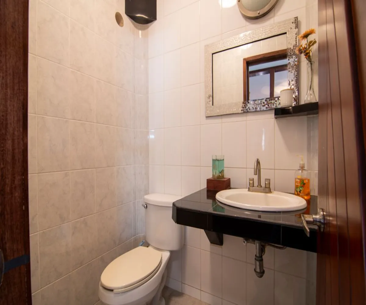 Casa En Venta,La Mezcalera,Calle Tequileros 16, Tequila, Jalisco 46403, 5 Habitaciones,5 Baños,Calle Tequileros,1,pRGY0aR