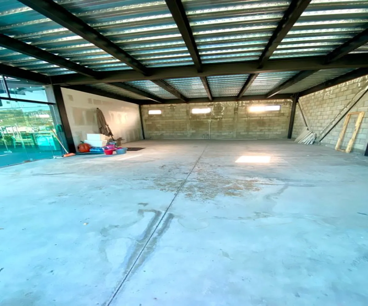 Local En Renta,Santa Ana Tepetitlan,Avenida Paseo de los Robles Norte S/N, Zapopan, Jalisco 45066,Avenida Paseo de los Robles Norte,2,p0esNqp