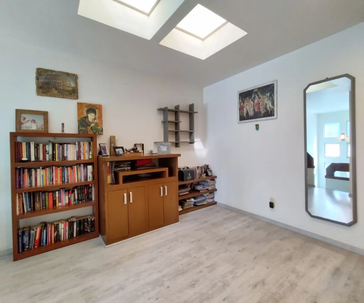 Casa En Venta,San Juan de Ocotán,Avenida Aviación 3905 7, Zapopan, Jalisco 45019, 3 Habitaciones,3 Baños,Avenida Aviación,2,pkCkDx7