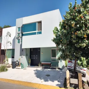 Casa En Venta,San Juan de Ocotán,Avenida Aviación 3905 7, Zapopan, Jalisco 45019, 3 Habitaciones,3 Baños,Avenida Aviación,2,pkCkDx7