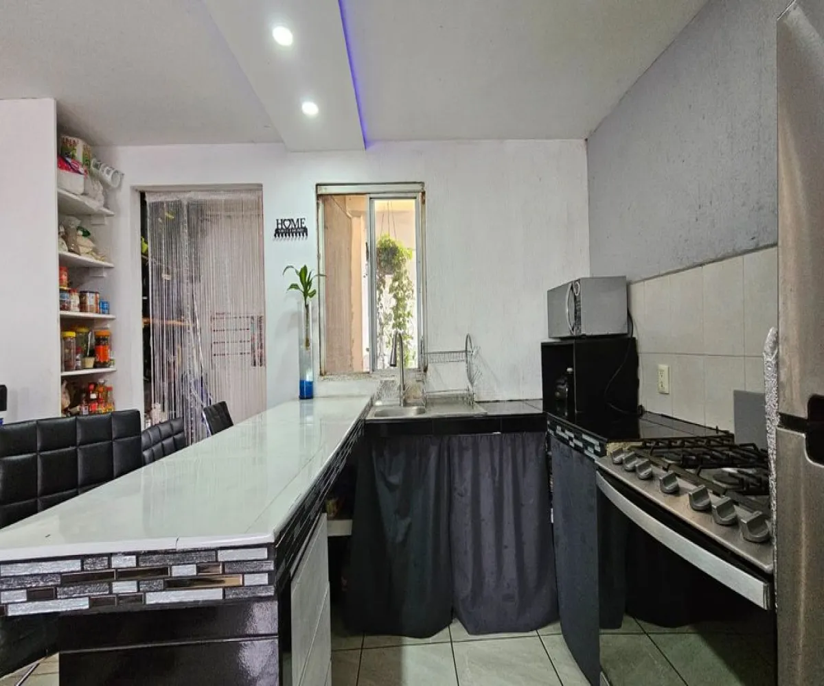 Casa En Venta,AVENIDA VALLE DE AMECA S/N, Zapopan, Jalisco 45200, 3 Habitaciones,1 Baño,AVENIDA VALLE DE AMECA,1,py7ddpW