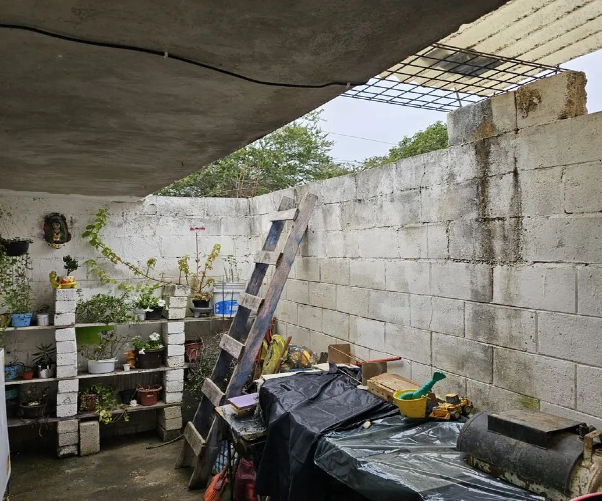 Casa En Venta,AVENIDA VALLE DE AMECA S/N, Zapopan, Jalisco 45200, 3 Habitaciones,1 Baño,AVENIDA VALLE DE AMECA,1,py7ddpW