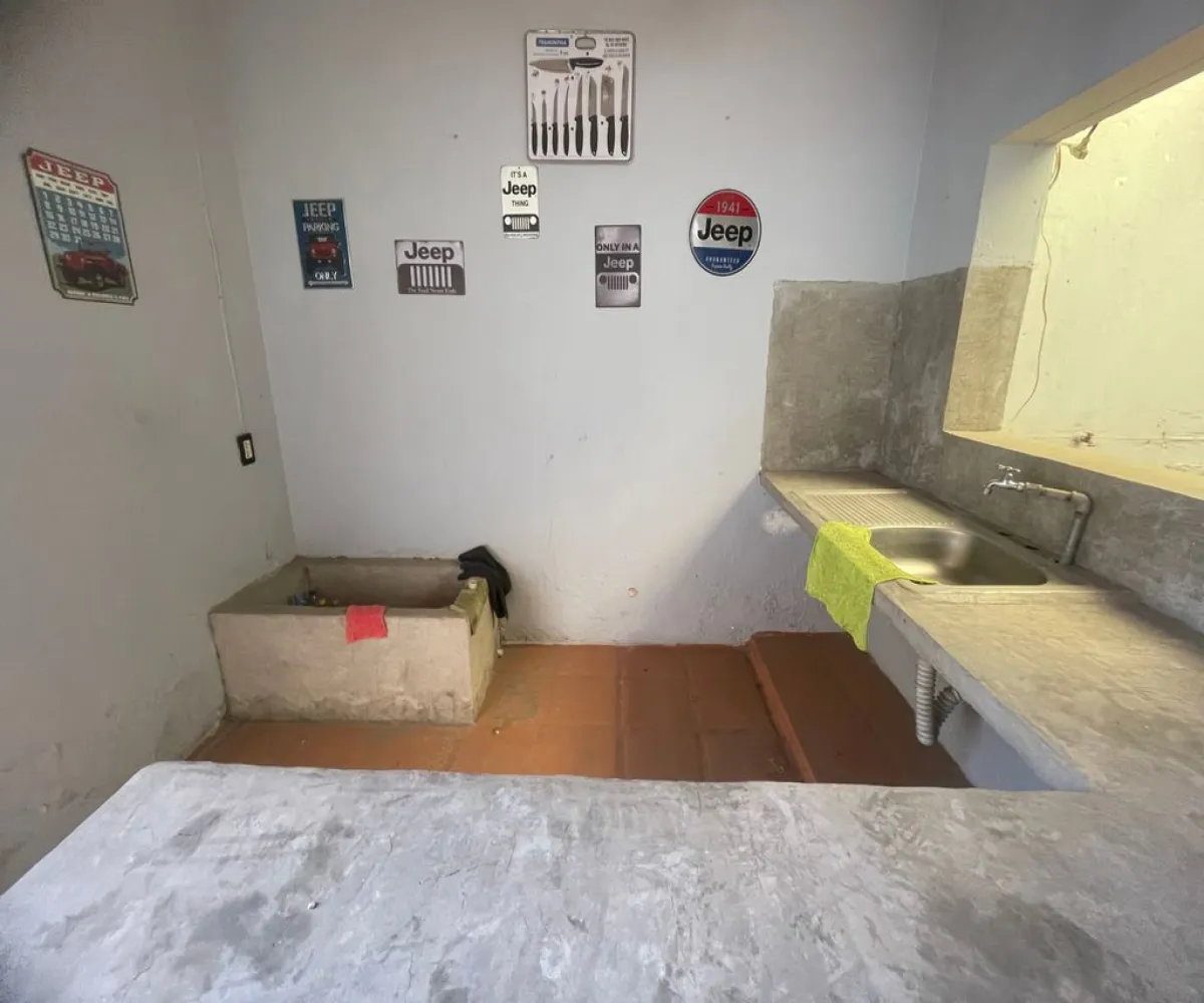 Casa En Venta,De Santiago,Calle Tonalá 40, San Pedro Tlaquepaque, Jalisco 45500, 1 Cuarto,1 Baño,Calle Tonalá,1,pbOIKF1