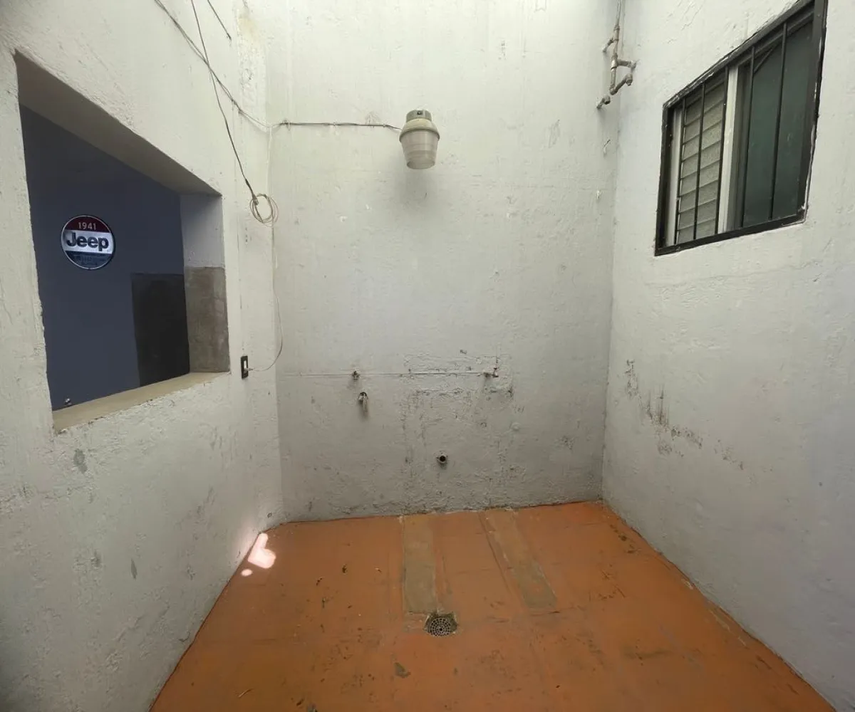 Casa En Venta,De Santiago,Calle Tonalá 40, San Pedro Tlaquepaque, Jalisco 45500, 1 Cuarto,1 Baño,Calle Tonalá,1,pbOIKF1