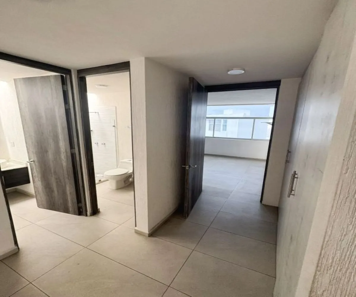 Casa En Venta,Tlaquepaque,Prolongación Manuel López Cotilla S/N, San Pedro Tlaquepaque, Jalisco 45610, 3 Habitaciones,3 Baños,Prolongación Manuel López Cotilla,2,pYfiOUw