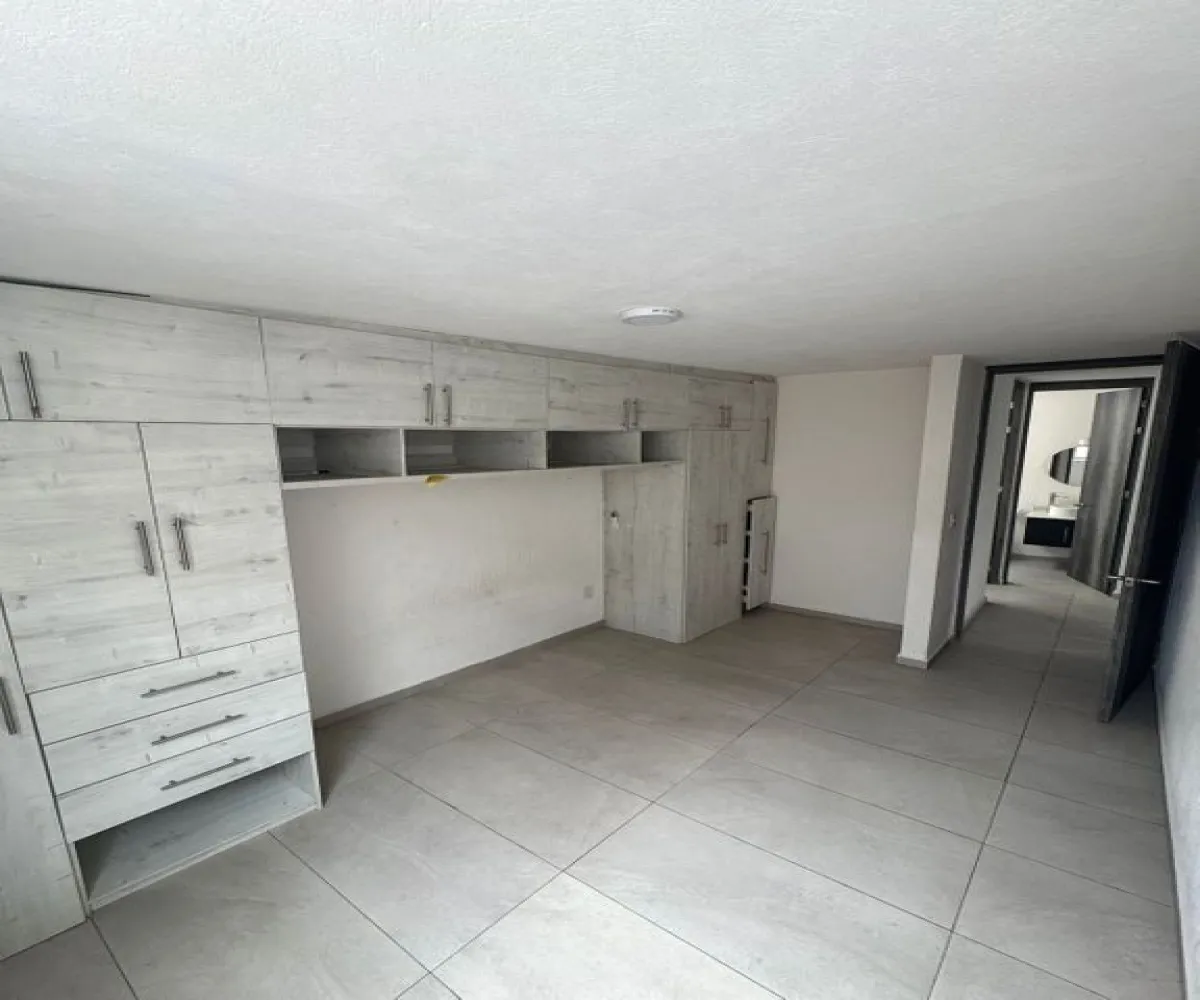 Casa En Venta,Tlaquepaque,Prolongación Manuel López Cotilla S/N, San Pedro Tlaquepaque, Jalisco 45610, 3 Habitaciones,3 Baños,Prolongación Manuel López Cotilla,2,pYfiOUw