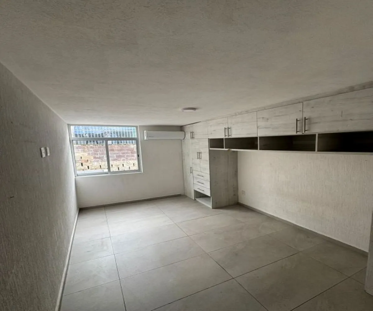 Casa En Venta,Tlaquepaque,Prolongación Manuel López Cotilla S/N, San Pedro Tlaquepaque, Jalisco 45610, 3 Habitaciones,3 Baños,Prolongación Manuel López Cotilla,2,pYfiOUw