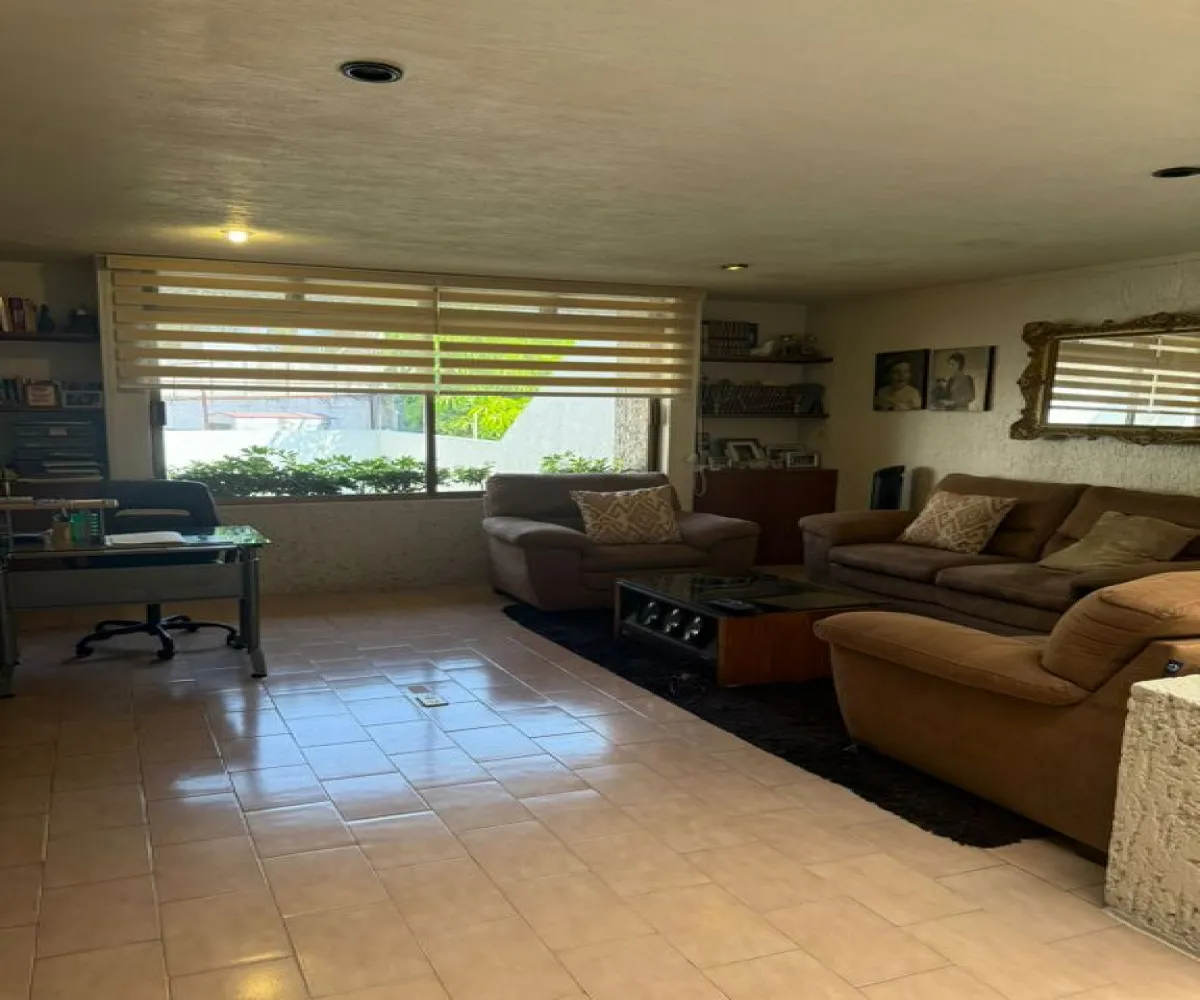 Casa En Renta,Jardines Vallarta,Avenida Novelistas 5100, Zapopan, Jalisco 45027, 3 Habitaciones,3 Baños,Avenida Novelistas,2,pqjON1Z