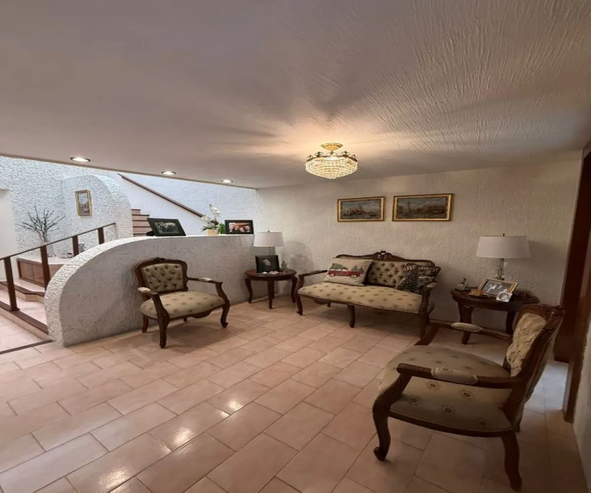 Casa En Renta,Jardines Vallarta,Avenida Novelistas 5100, Zapopan, Jalisco 45027, 3 Habitaciones,3 Baños,Avenida Novelistas,2,pqjON1Z