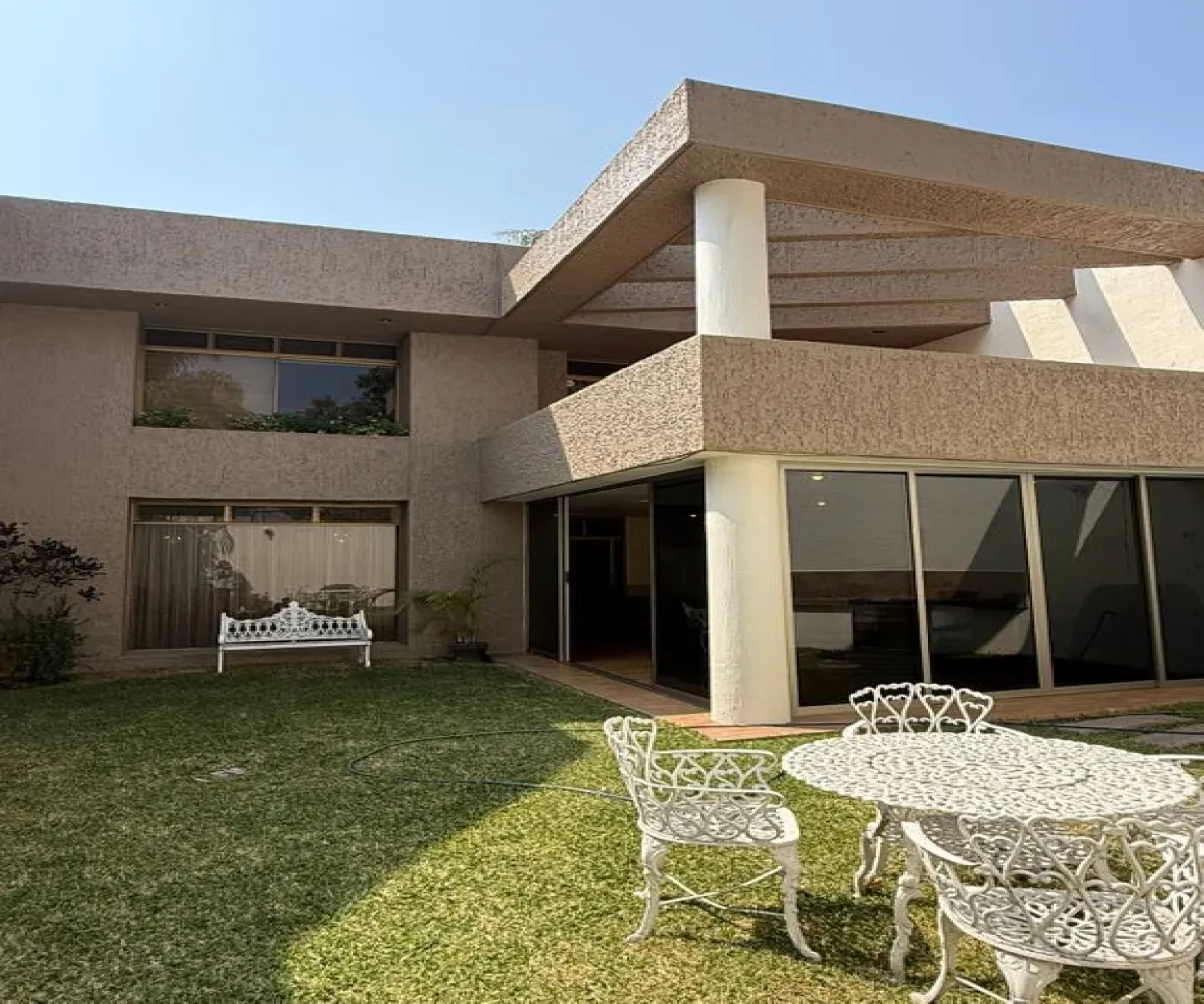 Casa En Renta,Jardines Vallarta,Avenida Novelistas 5100, Zapopan, Jalisco 45027, 3 Habitaciones,3 Baños,Avenida Novelistas,2,pqjON1Z