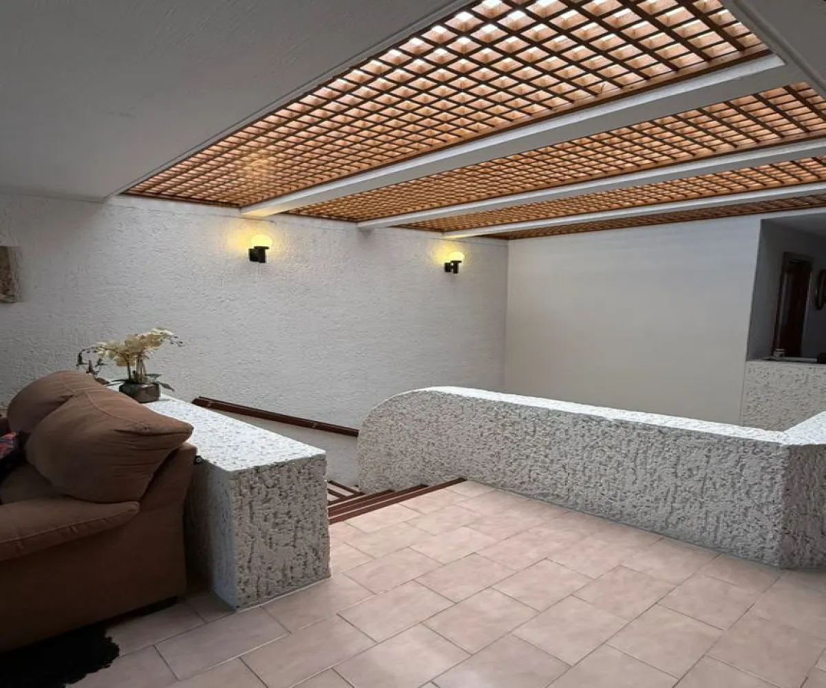 Casa En Renta,Jardines Vallarta,Avenida Novelistas 5100, Zapopan, Jalisco 45027, 3 Habitaciones,3 Baños,Avenida Novelistas,2,pqjON1Z