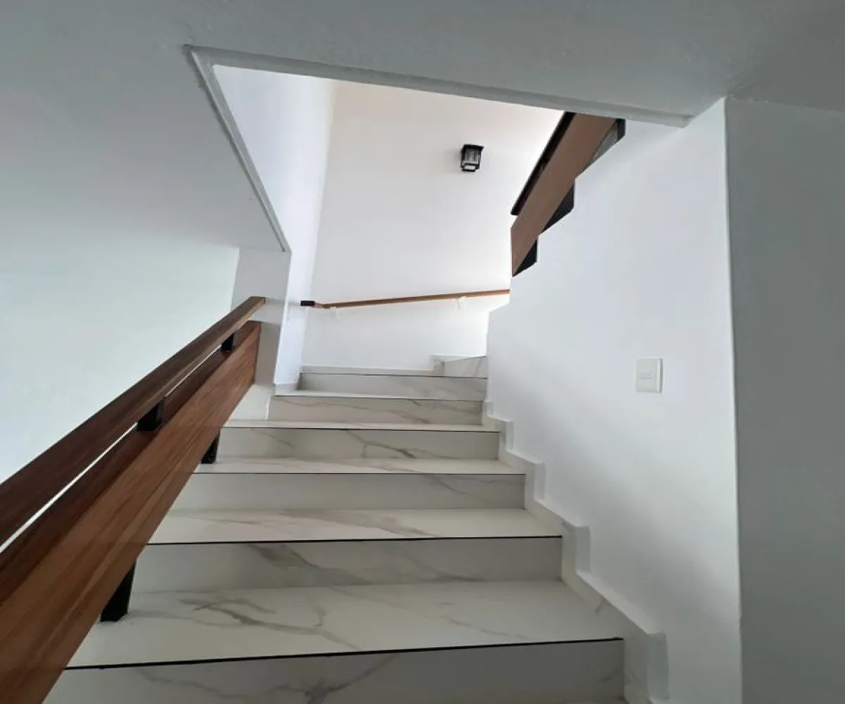 Casa En Venta,Real Vallarta,Tiziano 5218, Zapopan, Jalisco 45020, 6 Habitaciones,5 Baños,Tiziano,1,pAXreSU