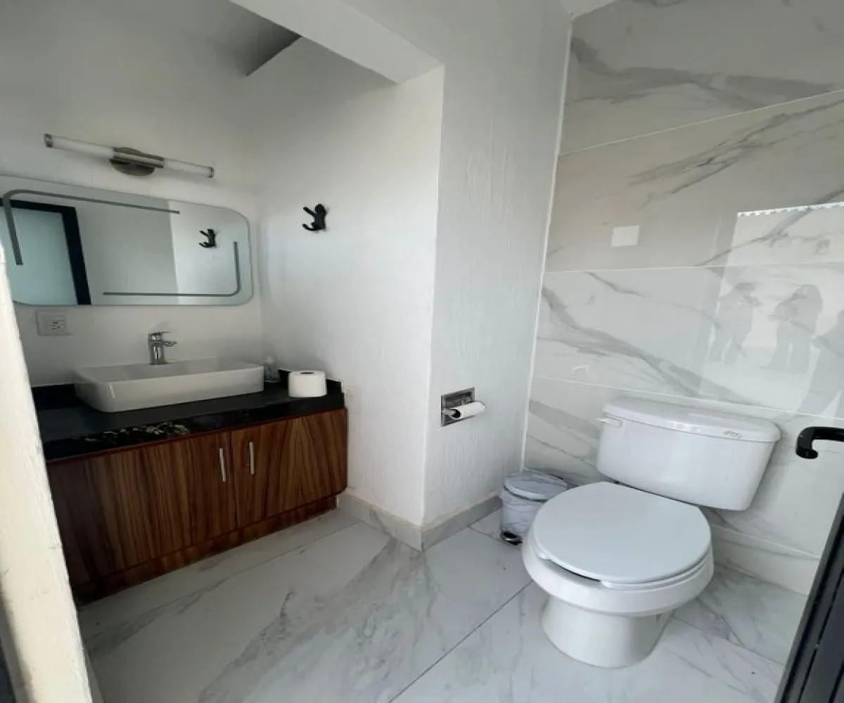 Casa En Venta,Real Vallarta,Tiziano 5218, Zapopan, Jalisco 45020, 6 Habitaciones,5 Baños,Tiziano,1,pAXreSU